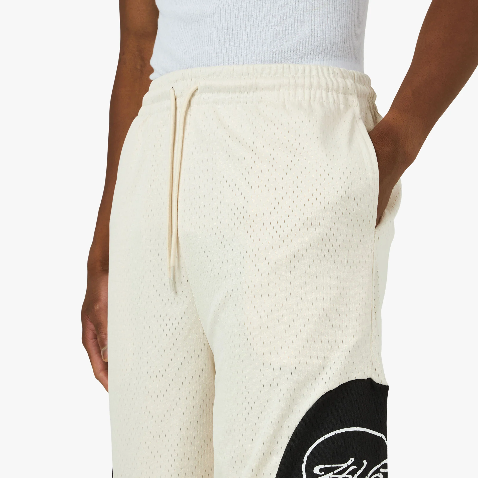 4YE Signature Mesh Shorts Ivory / Black - Image 4